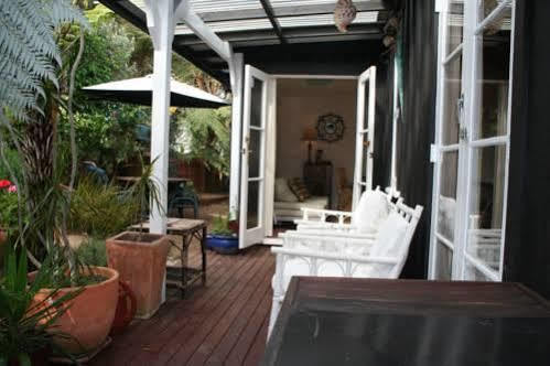 Te Makiri Cottage Auckland Exterior photo